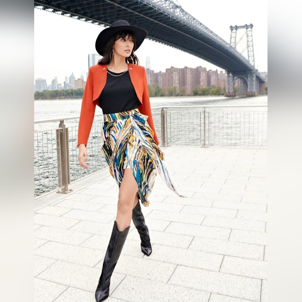 NWT NYC and CO NYC Strong Collection Wrap Skirt Size Small Tropical Funky Artsy